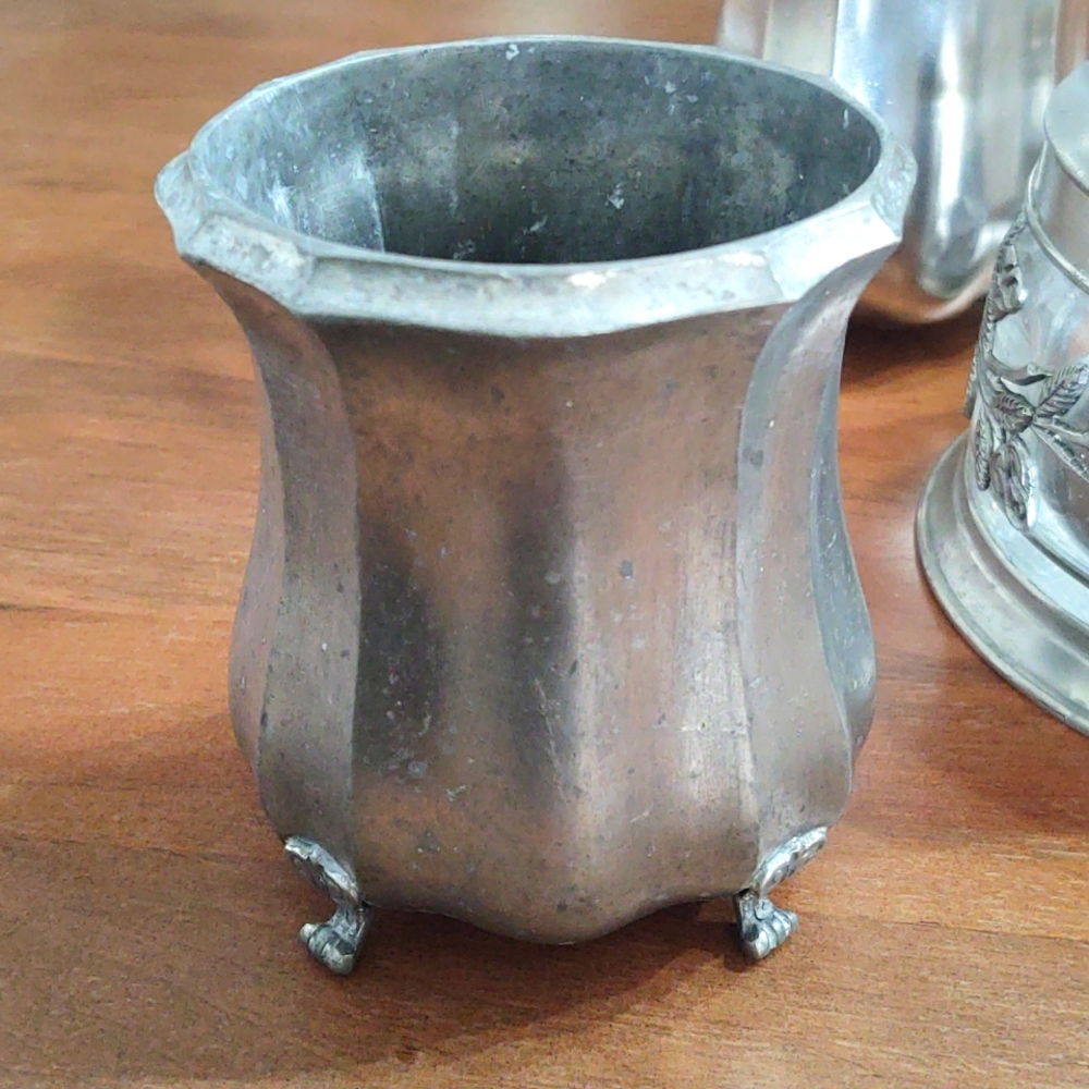 Labrazel SOFIA BRUSH HOLDERLuxury Brush Holder in Italian Pewter - Picture 2 of 4